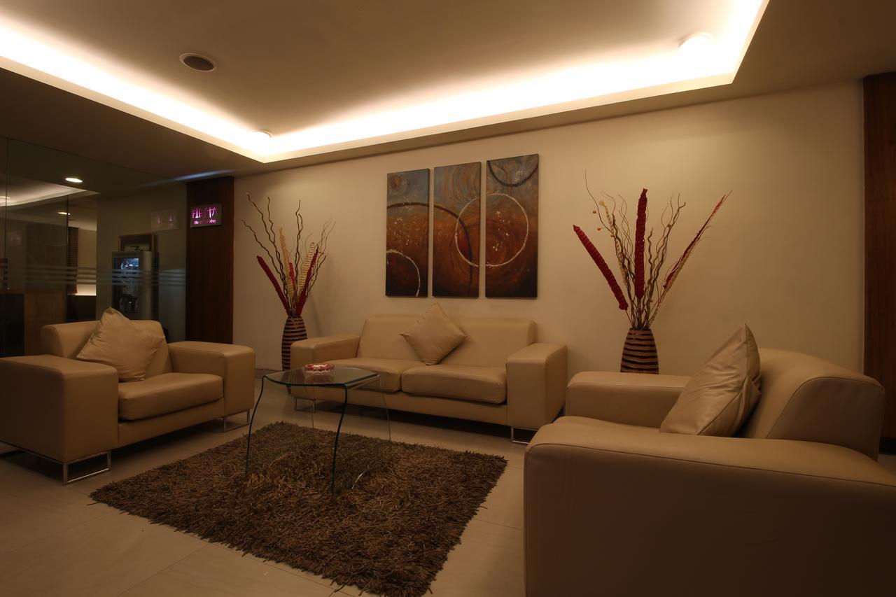 Minerva Grand Secunderabad Hotel Хидерабад Екстериор снимка