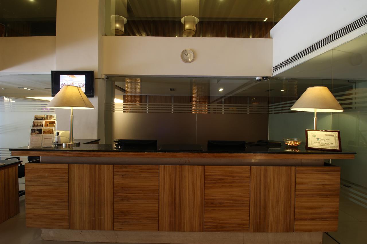 Minerva Grand Secunderabad Hotel Хидерабад Екстериор снимка
