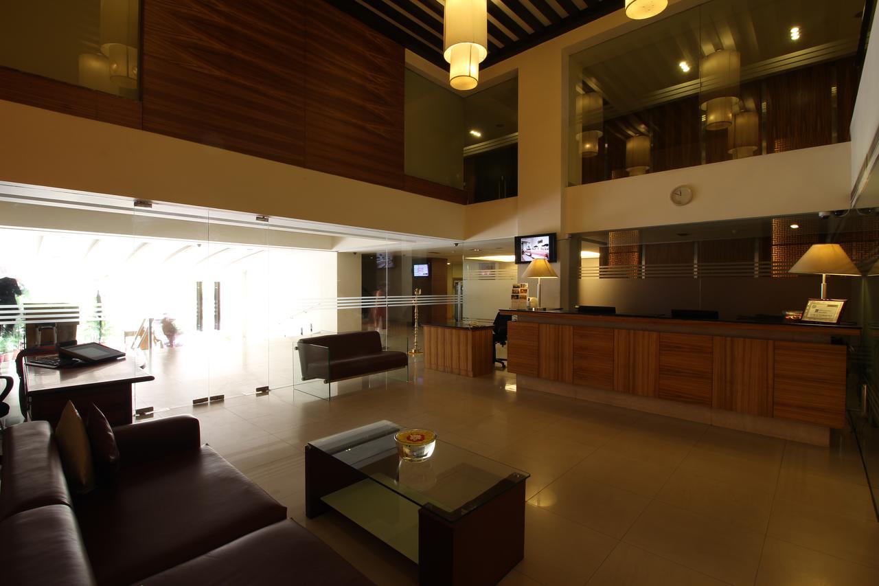 Minerva Grand Secunderabad Hotel Хидерабад Екстериор снимка