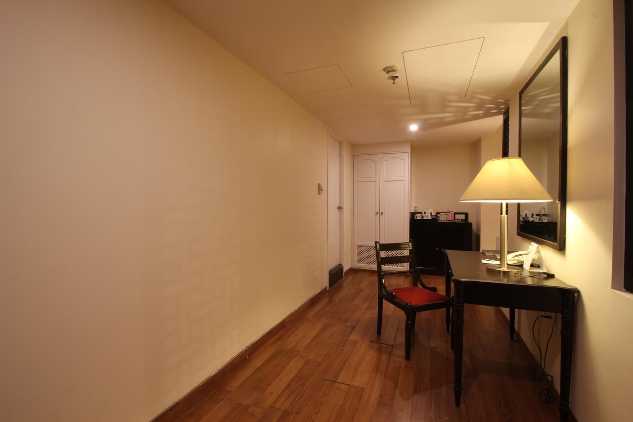 Minerva Grand Secunderabad Hotel Хидерабад Екстериор снимка