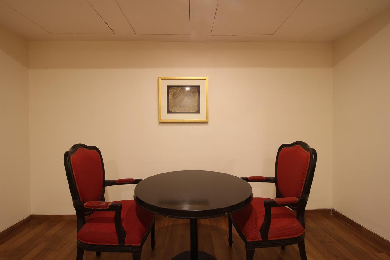 Minerva Grand Secunderabad Hotel Хидерабад Екстериор снимка