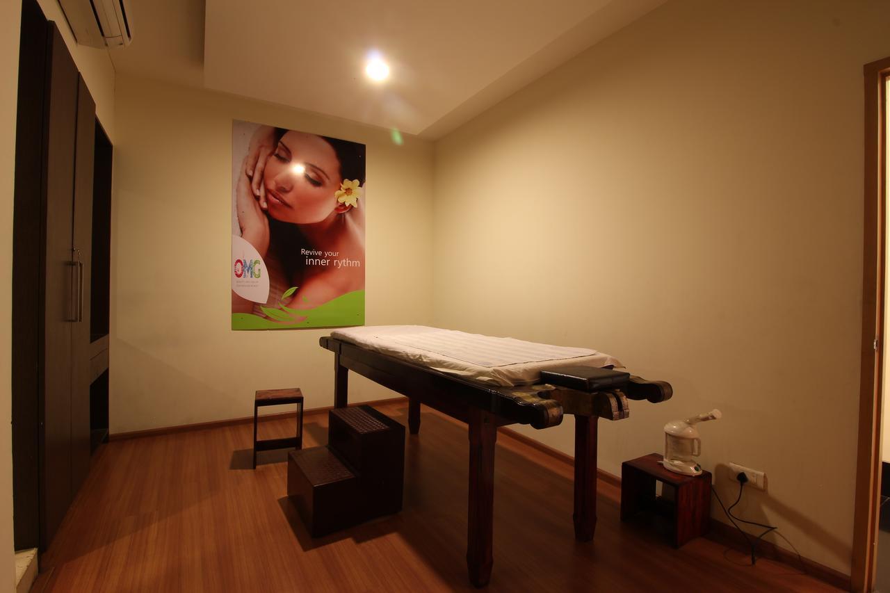 Minerva Grand Secunderabad Hotel Хидерабад Екстериор снимка