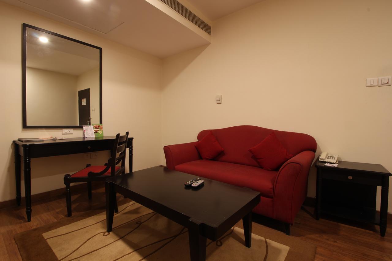 Minerva Grand Secunderabad Hotel Хидерабад Екстериор снимка