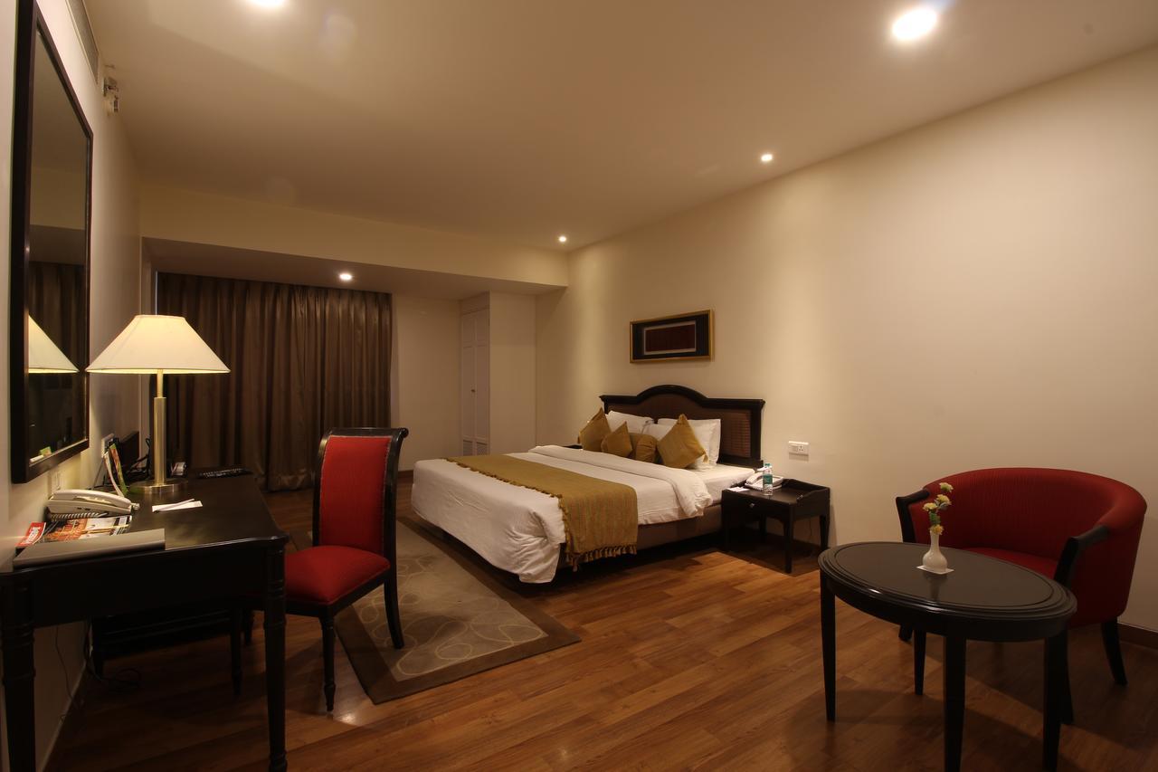 Minerva Grand Secunderabad Hotel Хидерабад Екстериор снимка