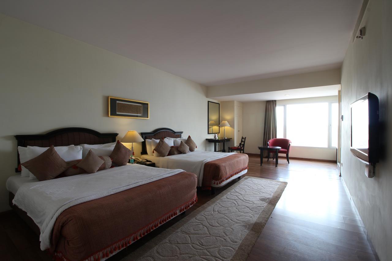 Minerva Grand Secunderabad Hotel Хидерабад Екстериор снимка