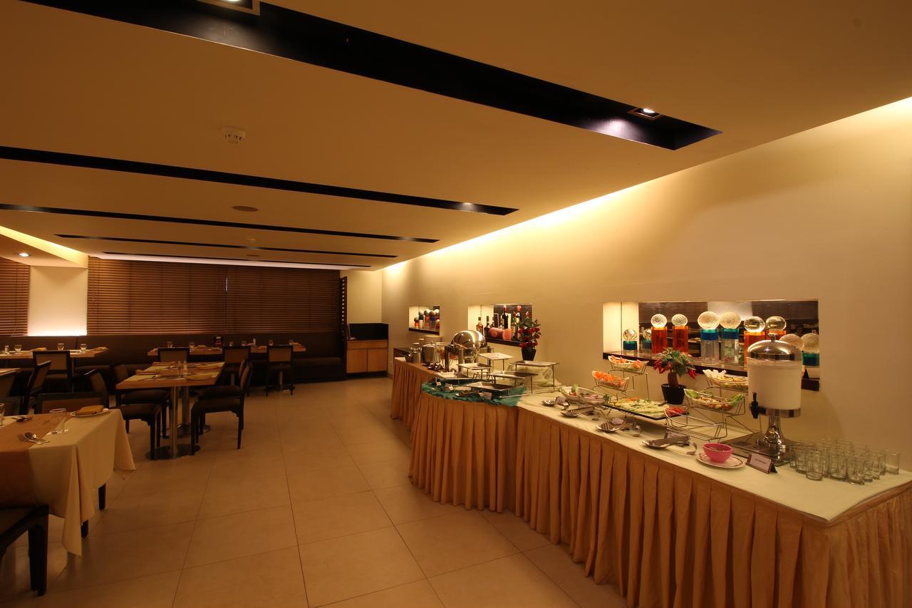 Minerva Grand Secunderabad Hotel Хидерабад Екстериор снимка